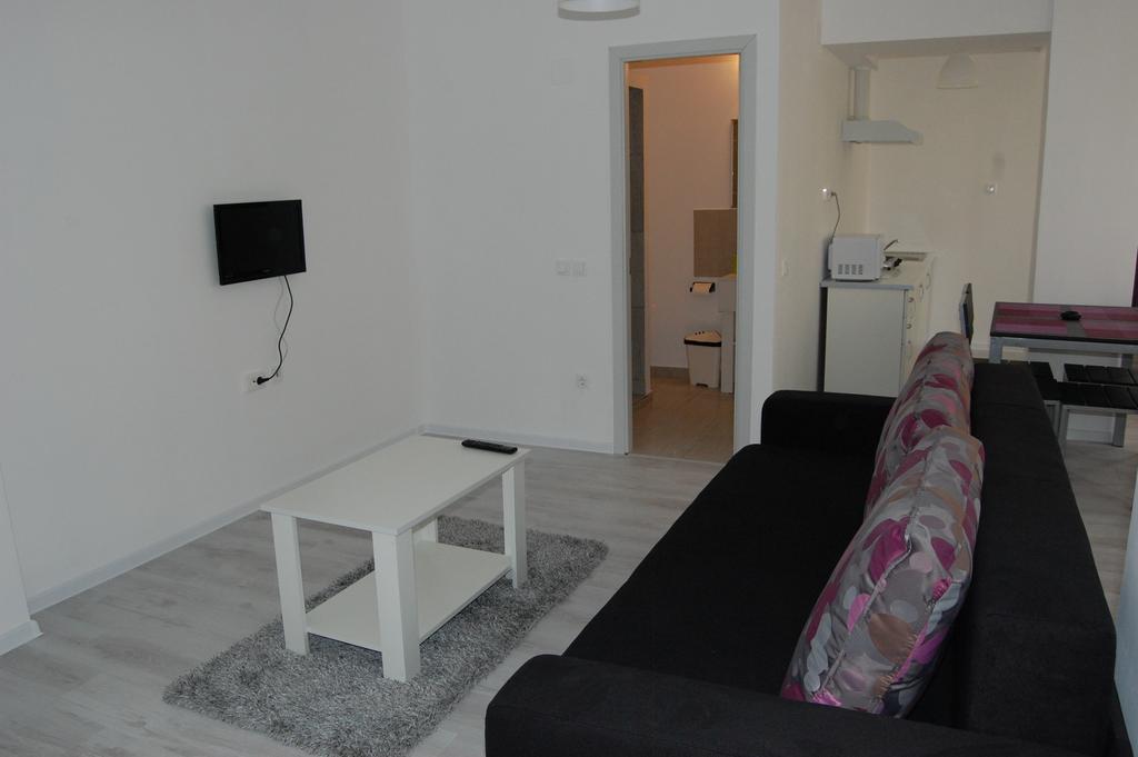 Apartamente Sara 2013 Constanţa Exterior foto