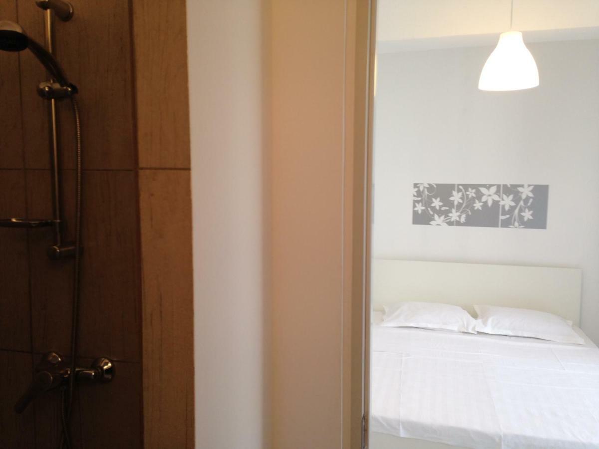 Apartamente Sara 2013 Constanţa Exterior foto
