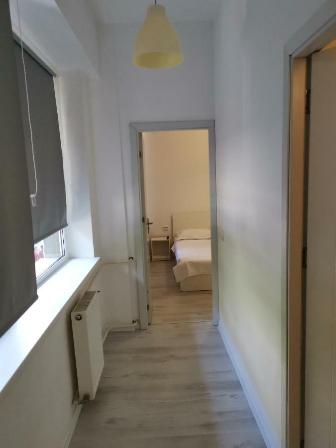 Apartamente Sara 2013 Constanţa Exterior foto