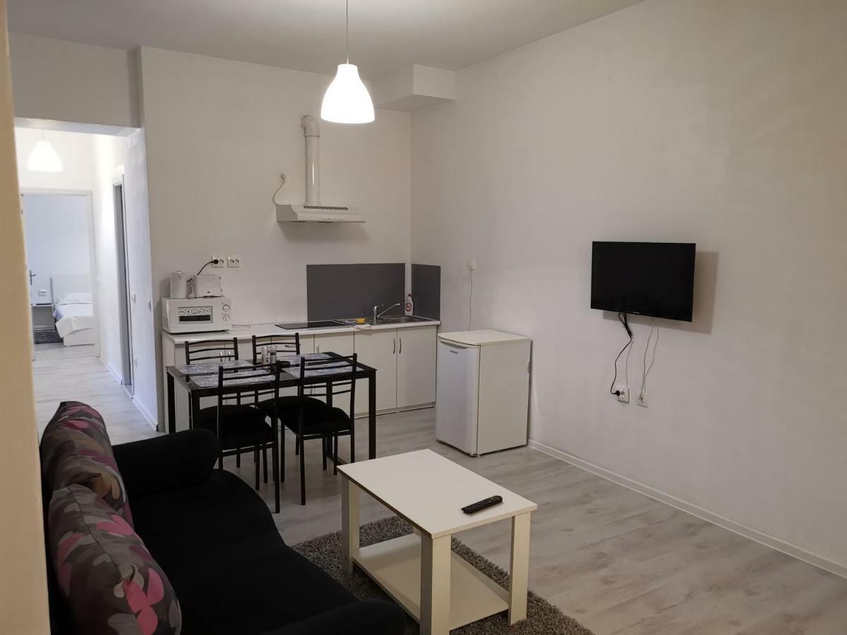 Apartamente Sara 2013 Constanţa Exterior foto